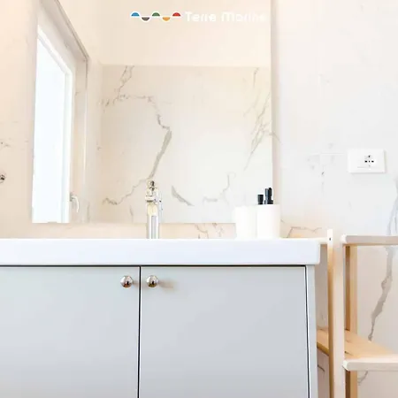 Il Posto Perfetto, Terre Marine 아파트