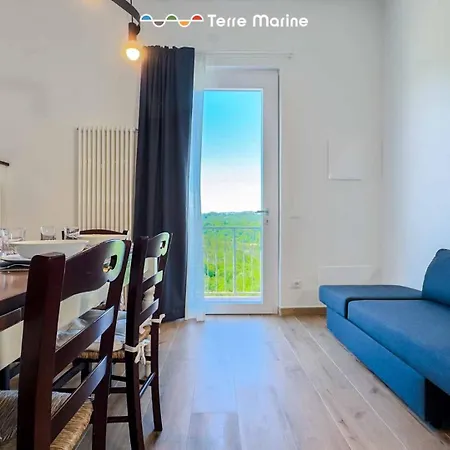 Il Posto Perfetto, Terre Marine 아파트
